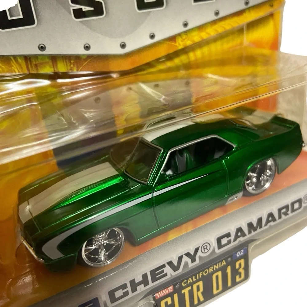 Jada Toys Dub City BigTime Muscle 69 Chevy Camaro 1:64 Metallic Green Nostalgia